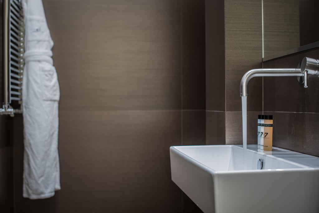 47Luxury Suites - Colosseo Rom Zimmer foto
